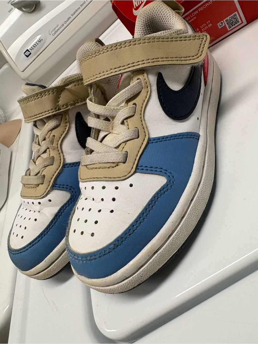 OFFERS OPEN! Nike Kids 11c court Low Sneakers Borough Low Recraft blue crimson